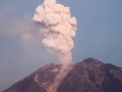 Gunung Semeru Kembali Erupsi, Kolom Letusan Capai 1 KM